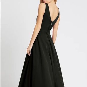 Brand new Empire Waist Ballgown
IEENA FOR MAC DUGGAL